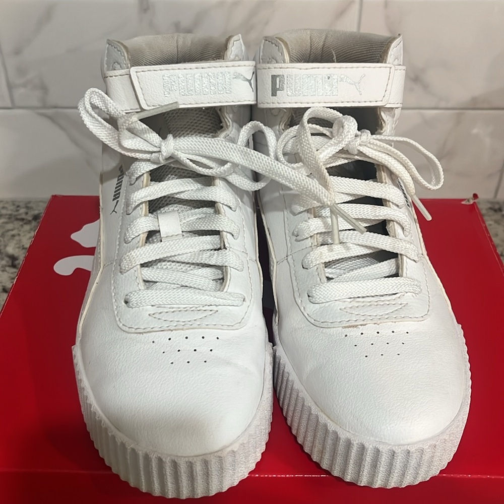 Puma Carina Mid Jr Girls sneaker sz 6C big girls White Softfoam Optimal Comfort - Picture 3 of 12